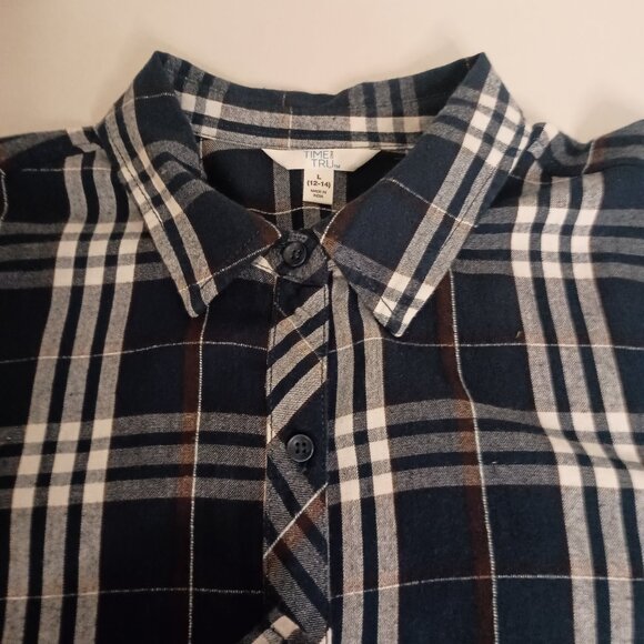 Time and Tru Women’s Blue Plaid Flannel ButtonUp Shirt Bell Sleeves Size L 12–14 - Picture 4 of 16